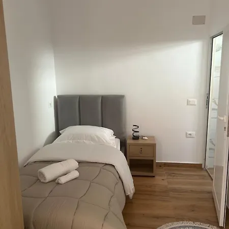 Familja Cuni Hotel Theth