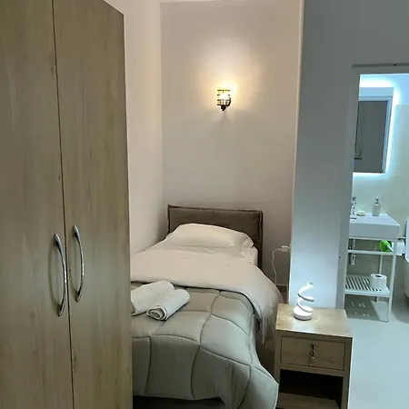 Familja Cuni Hotell Theth