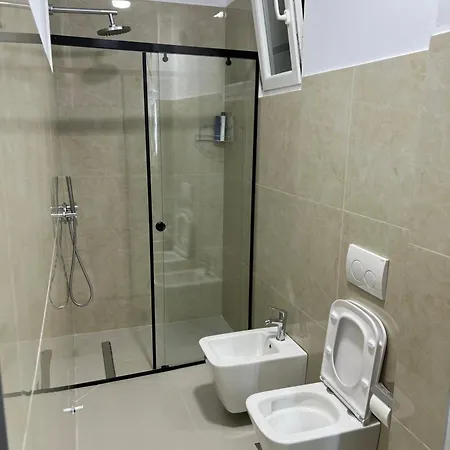 Familja Cuni Hotel