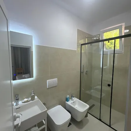 Familja Cuni Hotel