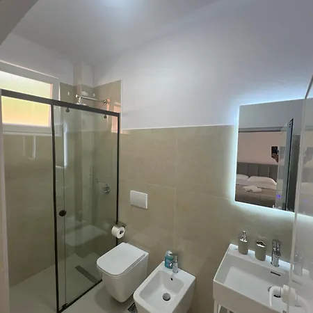 Hotel Familja Cuni