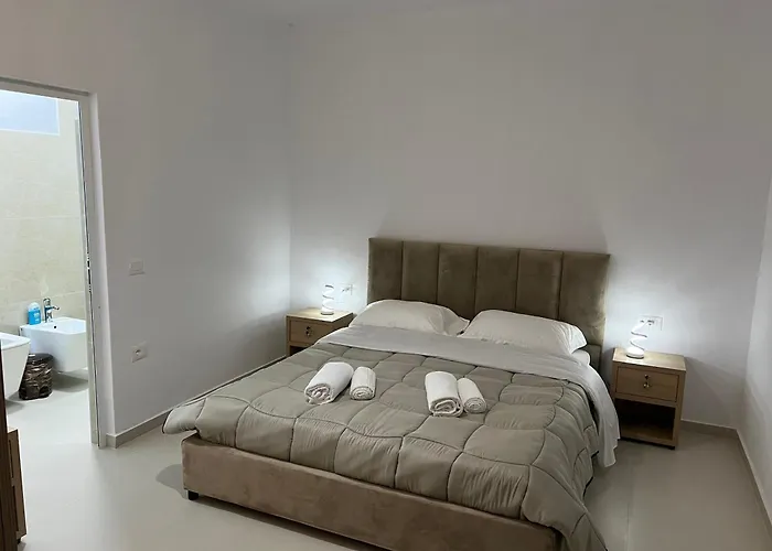 Hotel Familja çuni